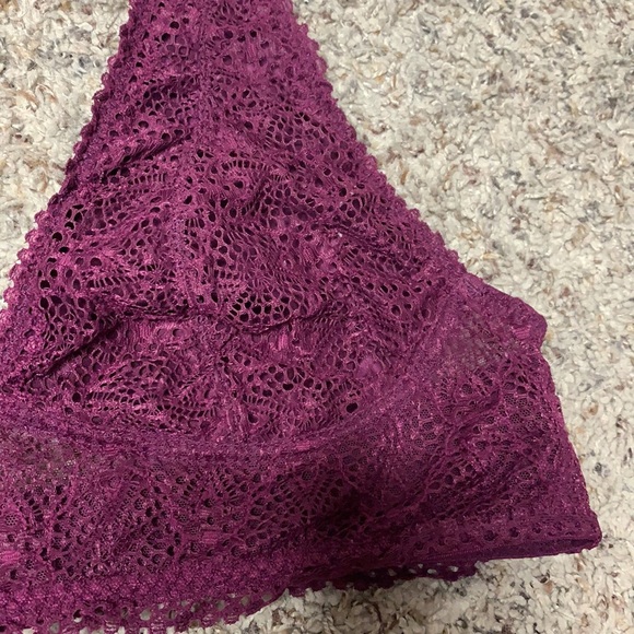 Bralett - Picture 2 of 6